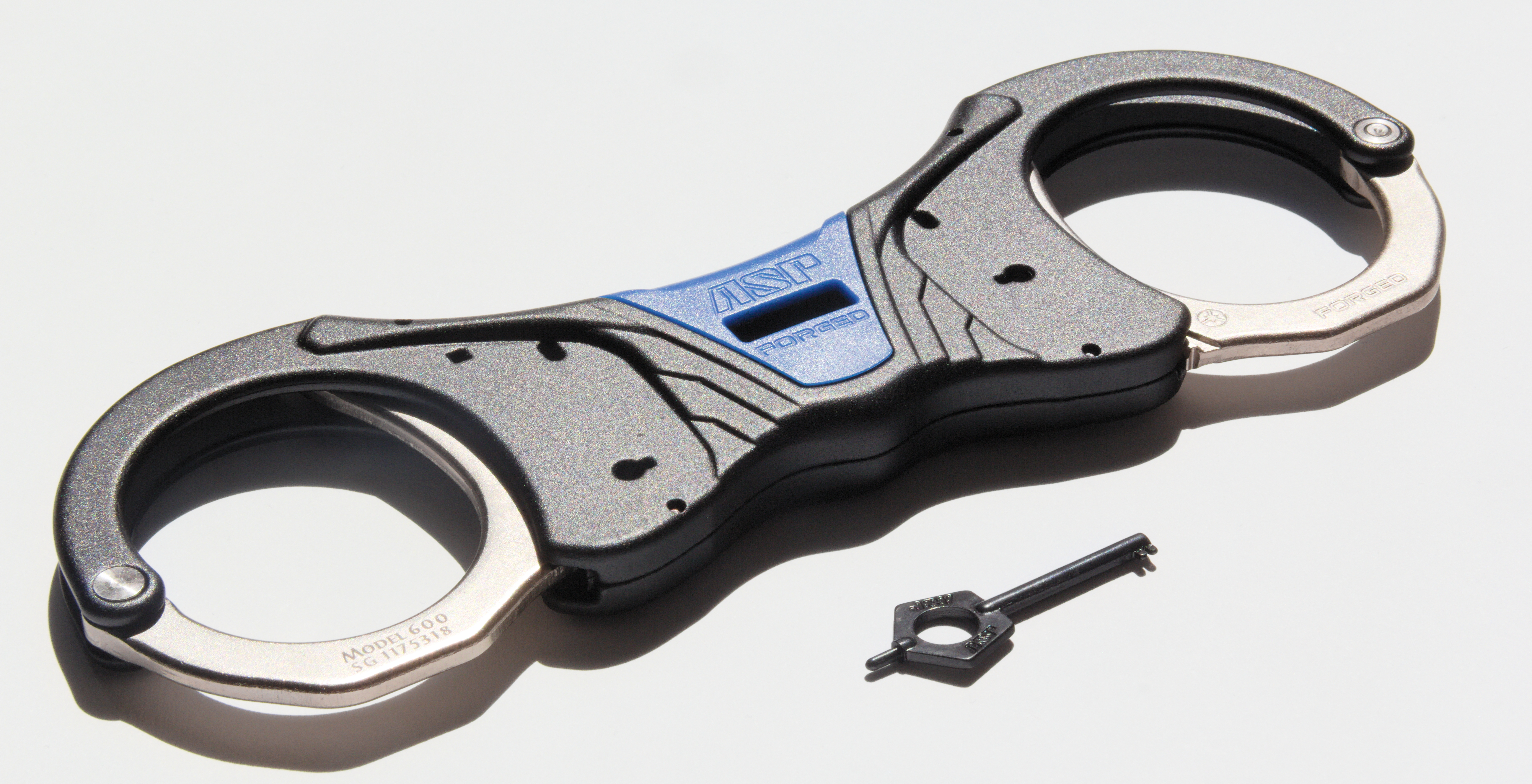 ASP Identifier Steel Rigid Ultra Cuffs Blue (2 Pawl) - 46021 / Model 600 Blau 